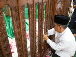 Rangkaian HUT Ke-25 Provinsi Banten, Gubernur Andra Soni Ziarah ke Makam Sultan Maulana Hasanuddin