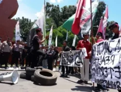 Aksi Unras Mahasisiswa : HUT Banten ke 25,Dinilai Belum Mandiri dan Sejahtera