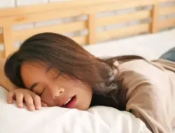 Menghilangkan Kebiasaan Mendengkur Saat Tidur