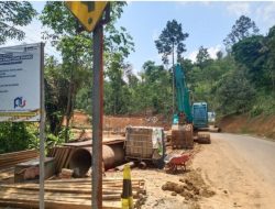 Warga Apresiasi DPUPR Provinsi Banten Rehabilitasi Ruas Jalan Bayah-Batas Jawa Barat