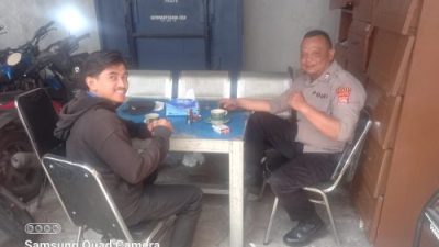 Sampaikan Pesan Kamtibmas,Polsek Rangkasbitung Polres Lebak Sambangi Warga Kampung Baru