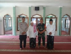 Kanit Binmas Polsek Rangkasbitung Polres Lebak Bersama Babinsa Melaksanakan Giat Sholat Jumat Keliling