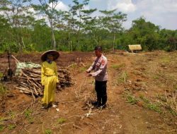 Kapolsek Cimarga Polres Lebak Sambang Ke Petani Desa Sarageni