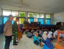 Kapolsek Rangkasbitung Polres Lebak dan Bhabinkamtibmas Monitoring Penyaluran MBG