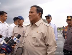 Prabowo Pastikan Pasokan Pangan Cukup di Lokasi Terdampak Bencana yang Terisolasi