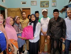 Bupati Serang Ratu Zakiyah Santuni Korban Banjir Meninggal Dunia di Padarincang