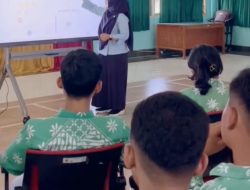 Belajar Kimia Tak Lagi Biasa, Papan Interaktif Program Prabowo Hidupkan Mimpi Anak Sleman
