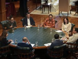 Prabowo Kritik Belanja Daerah Tak Produktif, Singgung Mobil Dinas Kepala Daerah Rp.8 Miliar