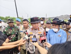 Kapolda Banten Pastikan Penanganan Kebakaran TPA Jatiwaringin Berjalan Optimal