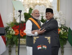 Prabowo Anugerahkan Bintang Adipurna kepada Perdana Menteri India