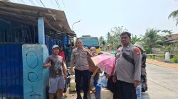 Polsek Kasemen Polresta Serang Kota Salurkan 24 Ribu Liter Air Bersih Kepada Warga Kelurahan Sawah Luhur