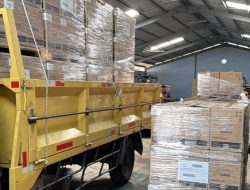 Arahan Prabowo, 6 Pesawat TNI AU Angkut Lagi Logistik hingga Pompa Air ke NTT dan Kalimantan