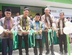 Jazuli Juwaini Resmikan MI Mathla’ul Anwar di Cihara dan Apresiasi PLN Lewat Program Sakola Banten